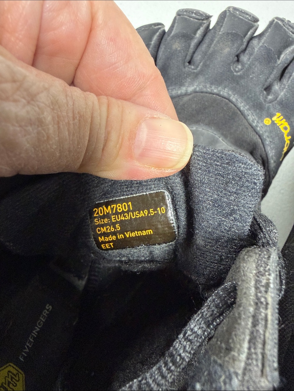 Vibram FiveFingers V-Trek Insulated Water-Resistant Shoes Men’s 9.5-10 - Picture 5 of 10